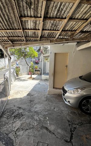 Casa à venda com 400m², 3 quartos e 2 vagasGaragem