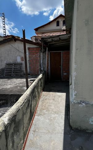 Casa à venda com 400m², 3 quartos e 2 vagasÁrea comum
