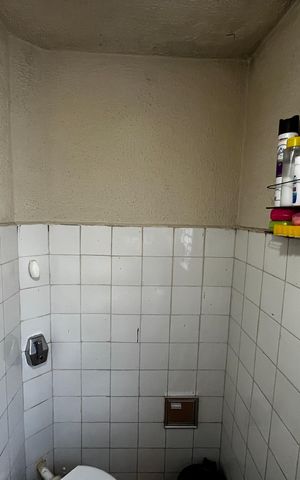 Casa à venda com 400m², 3 quartos e 2 vagasBanheiro Social