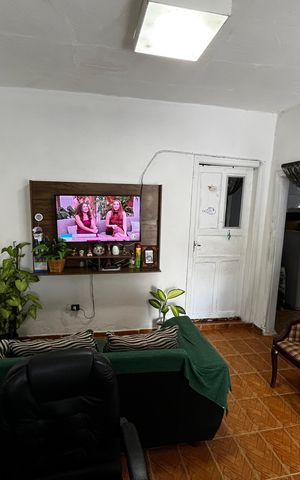 Casa à venda com 400m², 3 quartos e 2 vagasSala 1