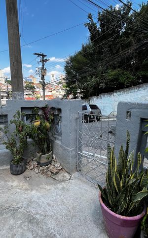 Casa à venda com 400m², 3 quartos e 2 vagasQuintal