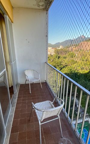 Apartamento à venda com 96m², 2 quartos e 1 vaga Apartamento à venda com 96m², 2 quartos e 1 vagaVaranda - Sala