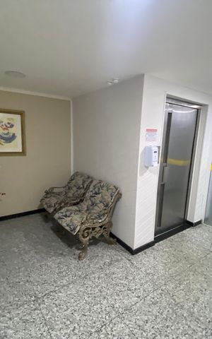 Apartamento à venda com 96m², 2 quartos e 1 vaga Apartamento à venda com 96m², 2 quartos e 1 vagaHall de Entrada