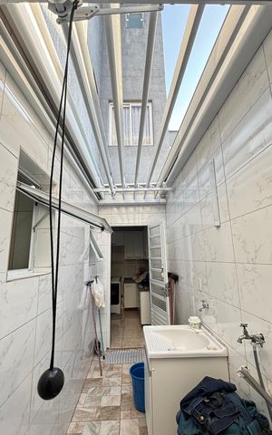 Apartamento à venda com 80m², 2 quartos e 1 vaga Apartamento à venda com 80m², 2 quartos e 1 vagaÁrea de Serviço