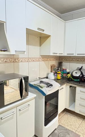 Apartamento à venda com 80m², 2 quartos e 1 vaga Apartamento à venda com 80m², 2 quartos e 1 vagaCozinha