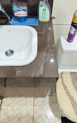 Apartamento à venda com 80m², 2 quartos e 1 vaga Apartamento à venda com 80m², 2 quartos e 1 vagaBanheiro da Suíte