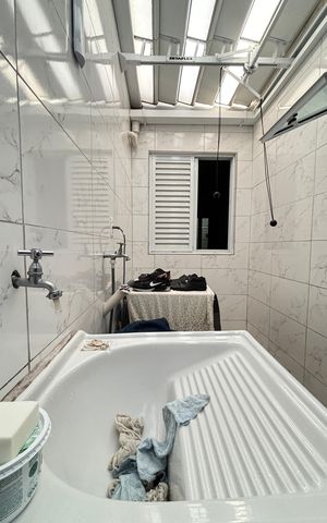 Apartamento à venda com 80m², 2 quartos e 1 vaga Apartamento à venda com 80m², 2 quartos e 1 vagaÁrea de Serviço
