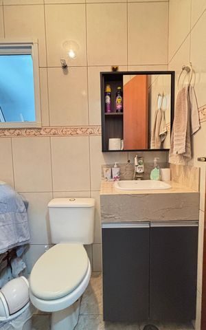 Apartamento à venda com 80m², 2 quartos e 1 vaga Apartamento à venda com 80m², 2 quartos e 1 vagaBanheiro Social