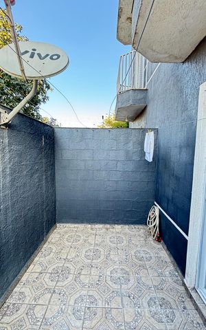Apartamento à venda com 80m², 2 quartos e 1 vaga Apartamento à venda com 80m², 2 quartos e 1 vagaVaranda