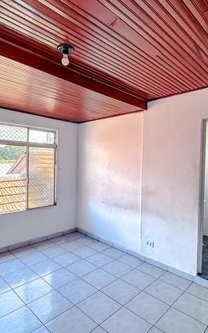 Casa à venda com 289m², 5 quartos e 5 vagasSuíte 3