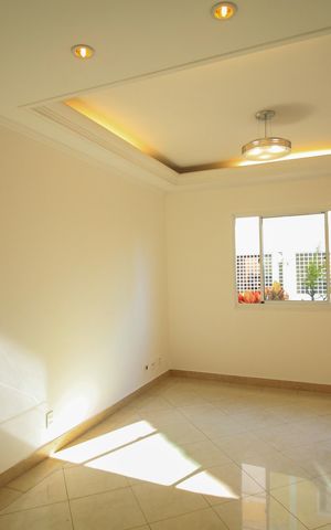 Casa de condomínio à venda com 137m², 3 quartos e 2 vagas Casa de condomínio à venda com 137m², 3 quartos e 2 vagasSala
