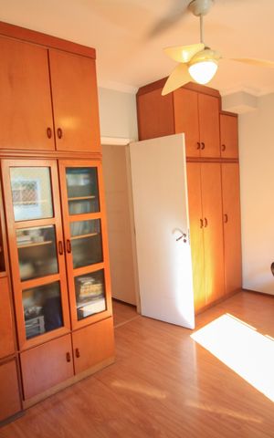 Casa de condomínio à venda com 137m², 3 quartos e 2 vagas Casa de condomínio à venda com 137m², 3 quartos e 2 vagasQuarto 1