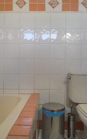 Casa à venda com 175m², 3 quartos e 2 vagasBanheiro do Quarto 1
