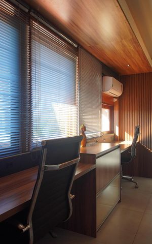 Casa à venda com 175m², 3 quartos e 2 vagasEscritório