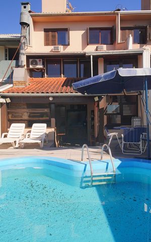 Casa à venda com 175m², 3 quartos e 2 vagasÁrea comum