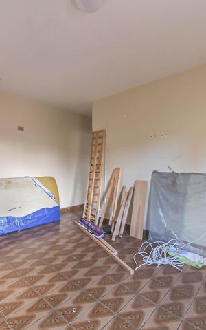Casa à venda com 140m², 5 quartos e 3 vagasCasa 2 - Suíte