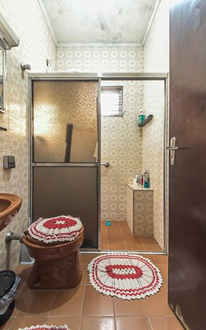 Casa à venda com 140m², 5 quartos e 3 vagasBanheiro Social
