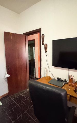 Casa à venda com 140m², 4 quartos e 4 vagas Casa à venda com 140m², 4 quartos e 4 vagasQuarto 1