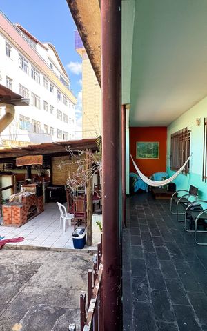 Casa à venda com 140m², 4 quartos e 4 vagas Casa à venda com 140m², 4 quartos e 4 vagasÁrea comum
