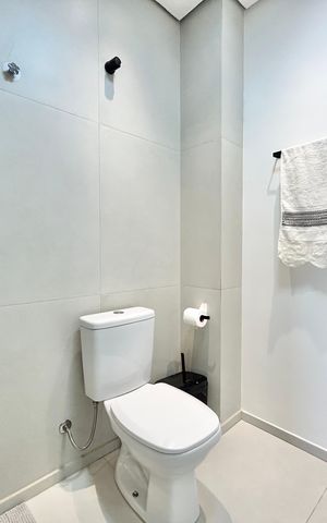 Apartamento à venda com 106m², 2 quartos e 1 vaga Apartamento à venda com 106m², 2 quartos e 1 vagaBanheiro Social