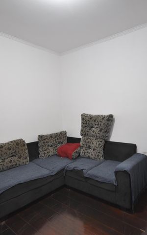 Casa à venda com 148m², 2 quartos e 2 vagasSala