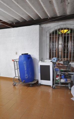 Casa à venda com 148m², 2 quartos e 2 vagasÁrea de serviço