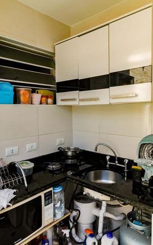 Casa à venda com 250m², 4 quartos e 5 vagas Casa à venda com 250m², 4 quartos e 5 vagasÁrea de serviço