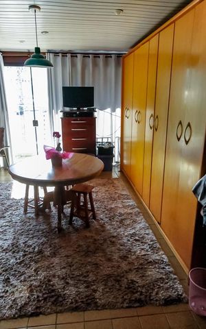 Casa à venda com 250m², 4 quartos e 5 vagas Casa à venda com 250m², 4 quartos e 5 vagasCloset da suíte