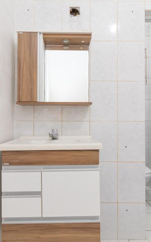 Casa para alugar com 120m², 2 quartos e 1 vagaBanheiro