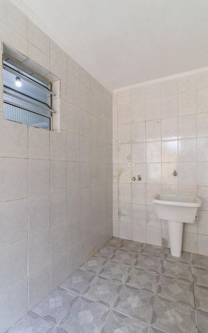 Casa para alugar com 120m², 2 quartos e 1 vagaÁrea de Serviço