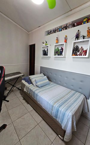 Casa à venda com 290m², 3 quartos e 5 vagas Casa à venda com 290m², 3 quartos e 5 vagasQuarto 2