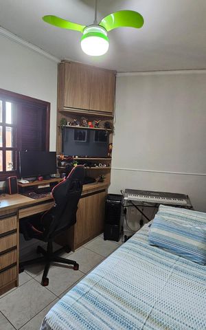 Casa à venda com 290m², 3 quartos e 5 vagas Casa à venda com 290m², 3 quartos e 5 vagasQuarto 2