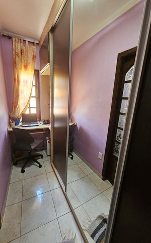 Casa à venda com 290m², 3 quartos e 5 vagas Casa à venda com 290m², 3 quartos e 5 vagasQuarto 3