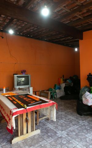 Casa à venda com 250m², 2 quartos e 2 vagas Casa à venda com 250m², 2 quartos e 2 vagasÁrea Livre