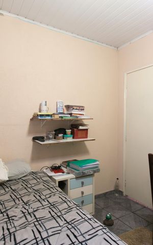 Casa à venda com 250m², 2 quartos e 2 vagas Casa à venda com 250m², 2 quartos e 2 vagasQuarto 1