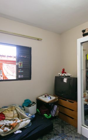 Casa à venda com 250m², 2 quartos e 2 vagas Casa à venda com 250m², 2 quartos e 2 vagasQuarto 2