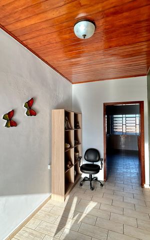 Casa para alugar com 170m², 3 quartos e 2 vagas Casa para alugar com 170m², 3 quartos e 2 vagasEntrada