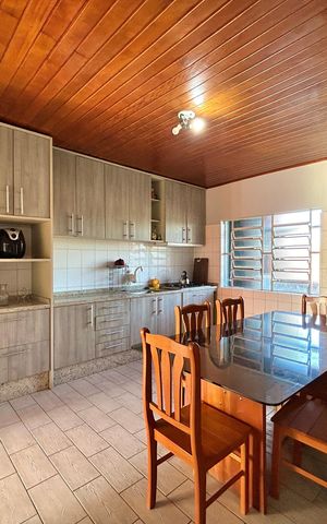 Casa para alugar com 170m², 3 quartos e 2 vagas Casa para alugar com 170m², 3 quartos e 2 vagasCozinha