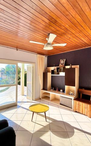 Casa para alugar com 170m², 3 quartos e 2 vagas Casa para alugar com 170m², 3 quartos e 2 vagasSala
