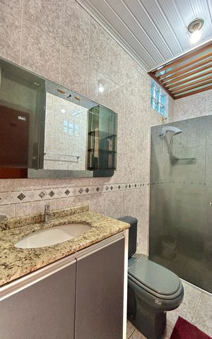 Casa para alugar com 170m², 3 quartos e 2 vagas Casa para alugar com 170m², 3 quartos e 2 vagasBanheiro da Suíte 1