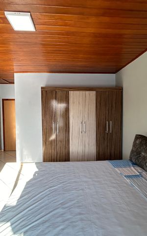 Casa para alugar com 170m², 3 quartos e 2 vagas Casa para alugar com 170m², 3 quartos e 2 vagasSuíte