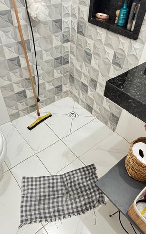 Apartamento à venda com 106m², 2 quartos e 1 vaga Apartamento à venda com 106m², 2 quartos e 1 vagaBanheiro da Suíte