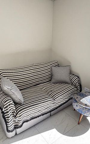 Apartamento à venda com 106m², 2 quartos e 1 vaga Apartamento à venda com 106m², 2 quartos e 1 vagaSala