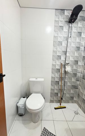 Apartamento à venda com 106m², 2 quartos e 1 vaga Apartamento à venda com 106m², 2 quartos e 1 vagaBanheiro da Suíte
