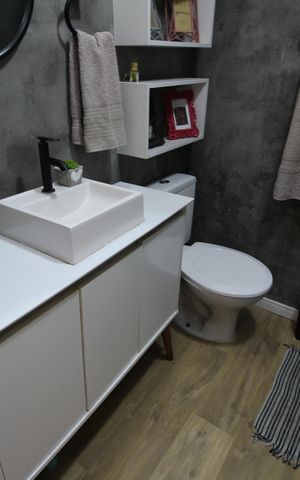 Apartamento à venda com 60m², 2 quartos e 2 vagasBanheiro Social
