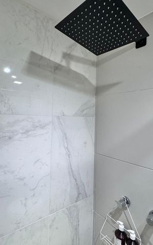 Apartamento à venda com 174m², 3 quartos e 2 vagas Apartamento à venda com 174m², 3 quartos e 2 vagasBanheiro Social