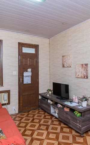Casa à venda com 400m², 6 quartos e 2 vagas Casa à venda com 400m², 6 quartos e 2 vagasCasa 1 - Sala
