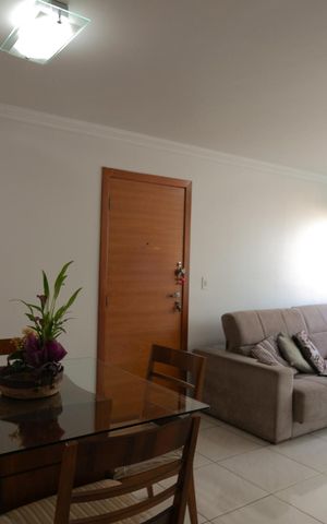 Apartamento à venda com 180m², 4 quartos e 3 vagas Apartamento à venda com 180m², 4 quartos e 3 vagasSala