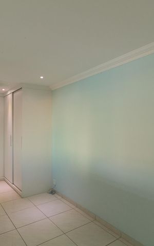 Apartamento à venda com 180m², 4 quartos e 3 vagas Apartamento à venda com 180m², 4 quartos e 3 vagasSuite 2