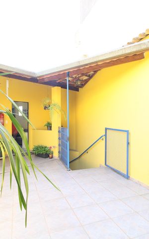 Casa para alugar com 300m², 2 quartos e 12 vagasQuintal